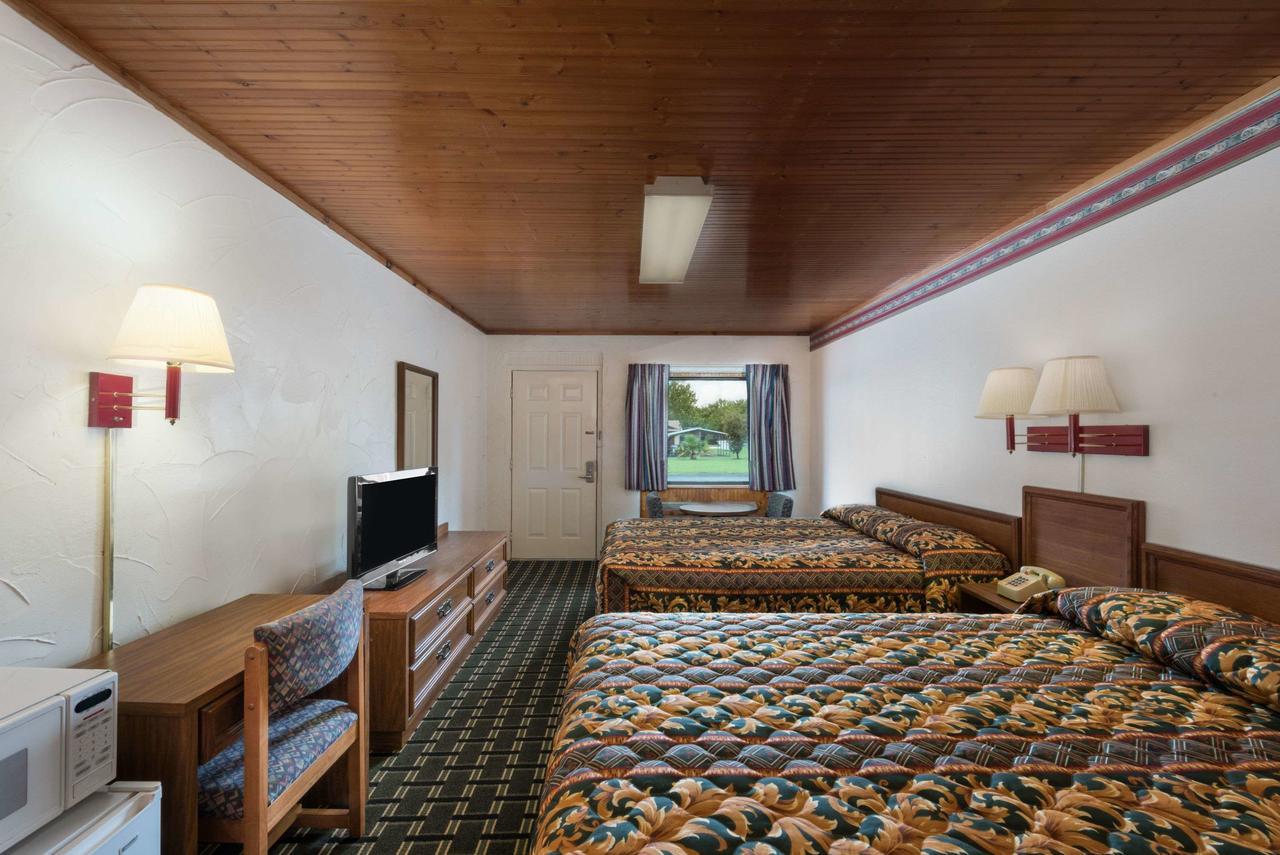 Post Oak Inn Brownwood Εξωτερικό φωτογραφία