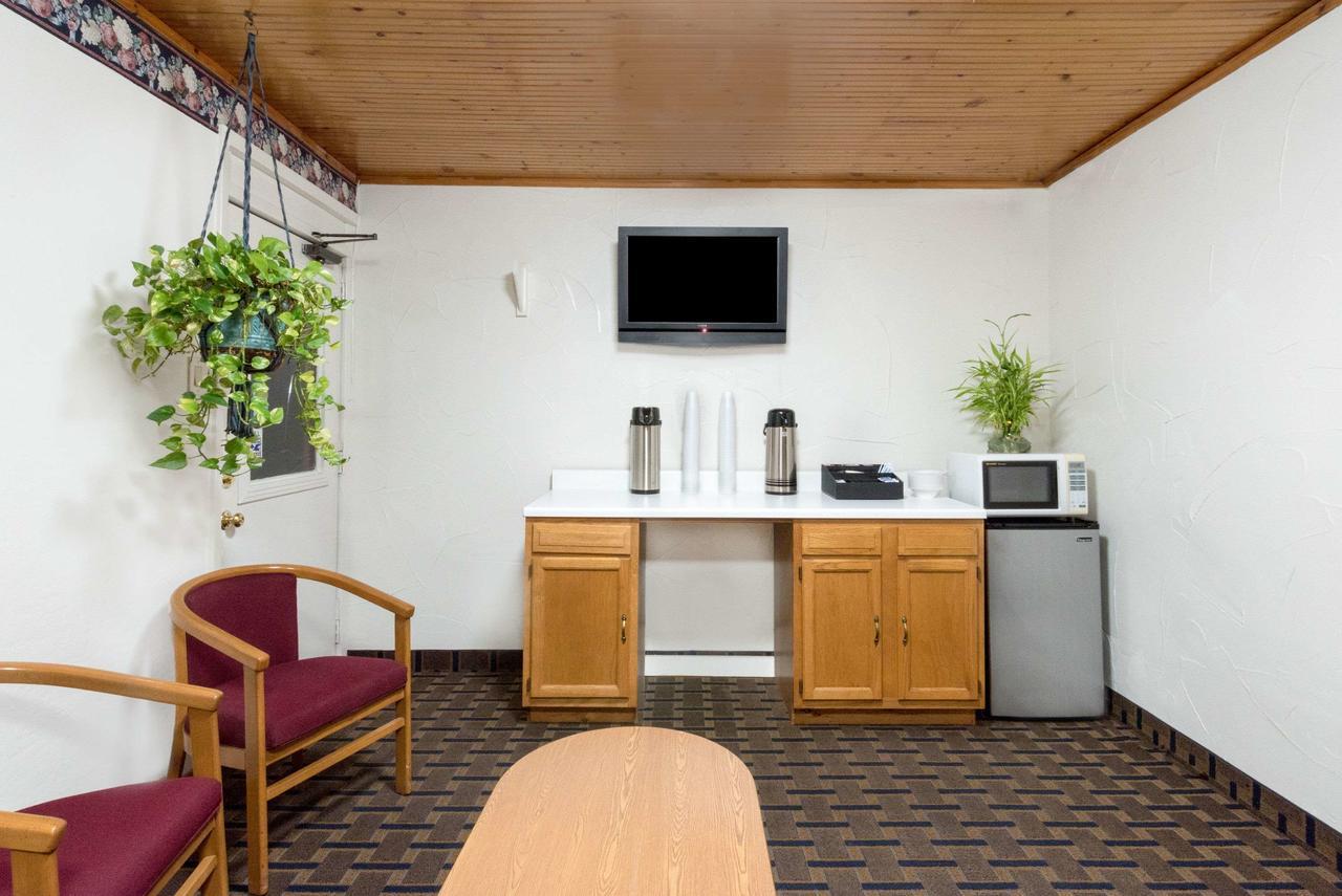 Post Oak Inn Brownwood Εξωτερικό φωτογραφία